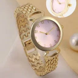 HAUTE SAUCE by Campus Sutra Women Embellished The Byzantine Round Watch SS25_HSWC1310-23