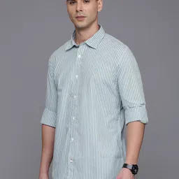 INVICTUS Men Standard Fit Spread Collar Vertical Striped Cotton Casual Shirt-image-54