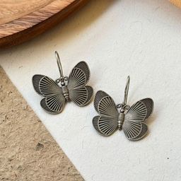 NAMAN ARTS Brass Silver Plated Animal Shaped Studs-12