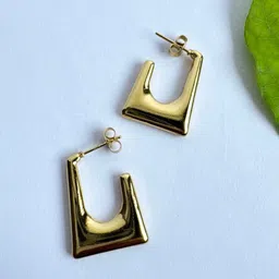 The Jewellery Tale Stainless Steel Gold-Plated Contemporary Half Hoop Earrings-14