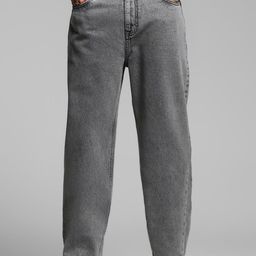 Jack & Jones Men Wide Leg Low-Rise Light Fade Stretchable Jeans-image-64