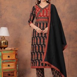 LP LABEL PEHNAVA Women Paisley Printed Cotton Kurta with Trousers & Dupatta-image-5