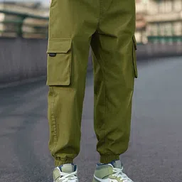 Raavi Men Side Pockets Cotton Joggers-picture-20