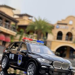 DEZICON 1:32 X5 Police Pull Back Toy Car-11