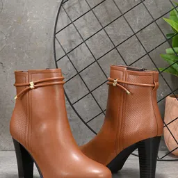 The Roadster Lifestyle Co Platform-Heeled Chelsea Boots-50