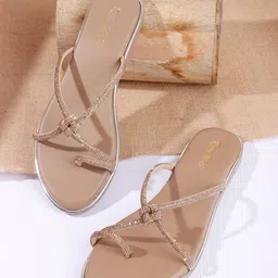 Retro Walk Women Embellished One Toe Flats-picture-8