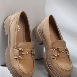 VALIOSAA Women Textured Loafers-image-99