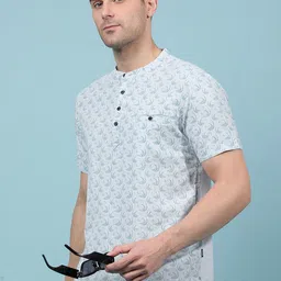 Crimsoune Club Geometric Printed Mandarin Collar Thread Work Kurta-image-49