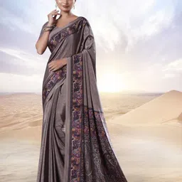 Jaanvi Paisley Printed Pure Crepe Saree-image-79
