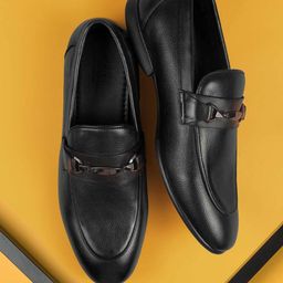 Mochi Men Textured Leather Formal Loafers-picture-18