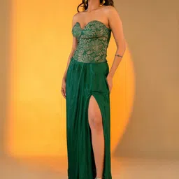AMROOD Printed Strapless Top With Skirt-image-4