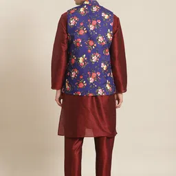SOJANYA Men Maroon Regular Kurta with Churidar & Nehru Jacket image 4