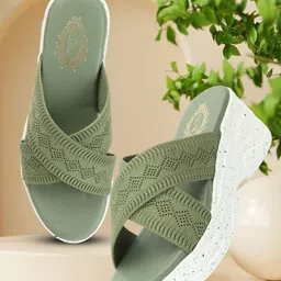 H.M. LADIES FOOTWEAR Wedge Sandals-44