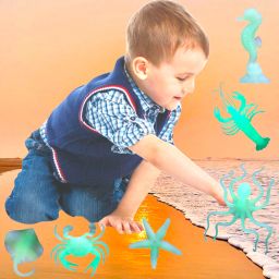taka saki Sea Animal Toy Set For Kids Glowing Under Water Aquatic Ocean creature image 3