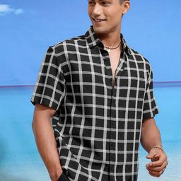 LOCOMOTIVE Men Cutaway Collar Checked Cotton Relaxed Fit Casual Shirt-image-61