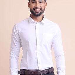 berry blues Men Spread Collar Solid Cotton Slim Fit Casual Shirt-image-56