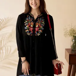 Anouk Women Floral Embroidered Flared Sleeves Mirror Work Liva Kurta-image-61