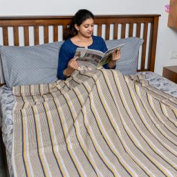 Striped Single AC Blanket forHeavy Winter-picture-28