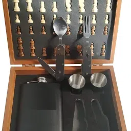Hip Flash Chess 8 OZ Wooden Chess Box with 1 Hip Flask Bottle Hip Flask-image-36