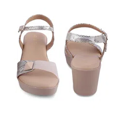 Tresmode Textured Open Toe Backstrap Platform Heels image 3