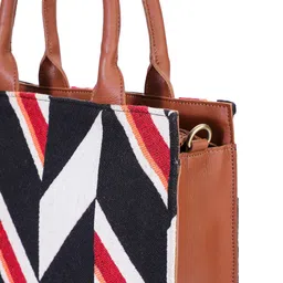 ALII AND ALIIZEY Striped Structured Canvas Handheld Bag image 2