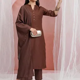 Vishudh Mandarin Collar Regular Kurta with Trousers & Dupatta-picture-1