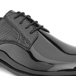 Anouk Men Textured Pointed Toe Formal Derbys image 5