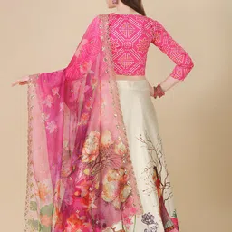 Kaizen TEXO FAB Bandhani Printed Semi-Stitched Lehenga & Blouse With Dupatta image 3
