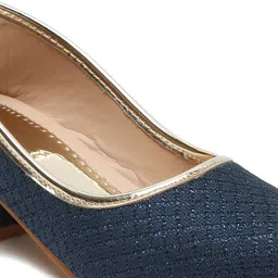 Tiny Bugs Girls Textured Pointed Toe Block Heel Pumps image 5