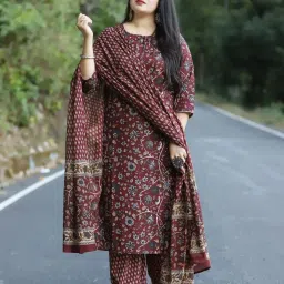 Women Cotton Rayon Kurta Pant Dupatta Set-image-12