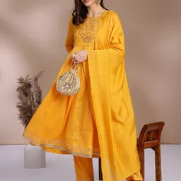 Anouk Floral Embroidered Anarkali Kurta With Trousers & Dupatta-picture-18