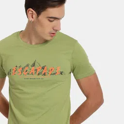 Flying Machine Range Graphic Print T-Shirt-image-11