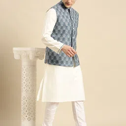 Greenfibre Men Grey Printed Bandhgala Nehru Jacket-11