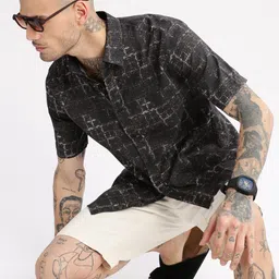 SHOWOFF Smart Slim Fit Floral Opaque Printed Cotton Casual Shirt-image-83