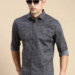 SHOWOFF Abstract Printed Premium Slim Fit Cotton Casual Shirt-image-26