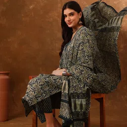 Anouk Floral Printed Pure Cotton Kurta with Trousers With Dupatta-picture-5