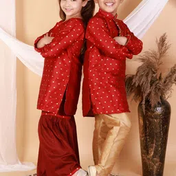 VASTRAMAY Girls Maroon Embellished Kurta And Sharara-image-91