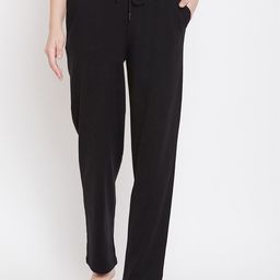 Hypernation Women Black Solid Lounge Pants-41