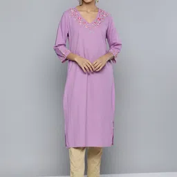 HERE&NOW Women Pure Cotton Thread-Work Kurta-picture-13