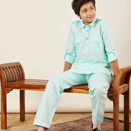 Aj DEZInES Boys Blue Solid Kurta Set-22