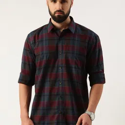 Burnt Umber Men Opaque Checked Casual Shirt-image-98