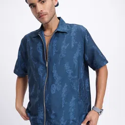 glitchez Relaxed Drip Printed Zippered Shirt-image-17