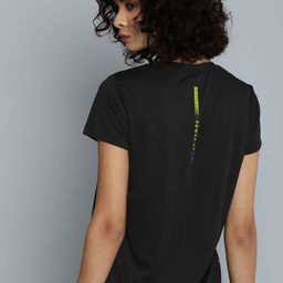 HRX by Hrithik Roshan Brand Logo Printed Antimicrobial Finish Training Rapid-Dry T-shirt-image-43