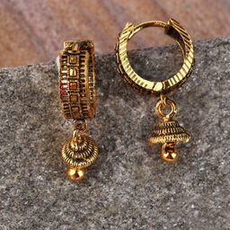 ANIKAS CREATION Gold-Toned & Black Circular Hoop Earrings-image-7