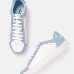 Roadster Women Perforated Round Toe Sneakers-image-72