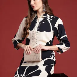 Indo Era Floral Printed Sequinned Kurta with Palazzos-23