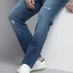 The Indian Garage Co Men Slim Fit Mildly Distressed Light Fade Stretchable Jeans-picture-4
