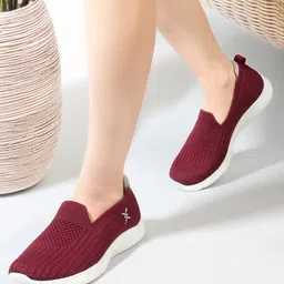 Carlton London Women Textured Flyknit Slip-On Sneakers-image-50
