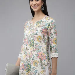 Stellaxmi 24 Floral Printed V-Neck Pure Cotton Kurti-image-6