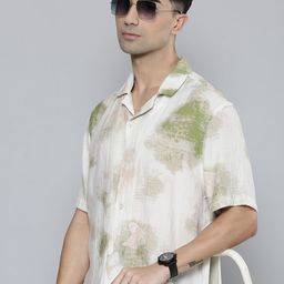 Levis Relaxed Fit Opaque Abstract Printed Casual Shirt-image-39